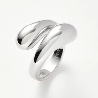 Missoma Savi Sculptural Crossover Ring: was £89now £71.20 (save 20%)