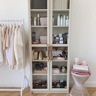 Closet idea and dress rail combining wardrobe and cosmetics organization and storage
