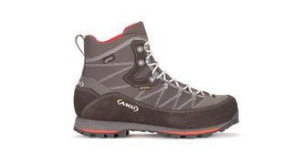 Best hiking boots: AKU Trekker Lite III GTX