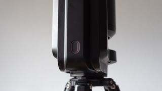 The single button on the evscope 2 showing simple design