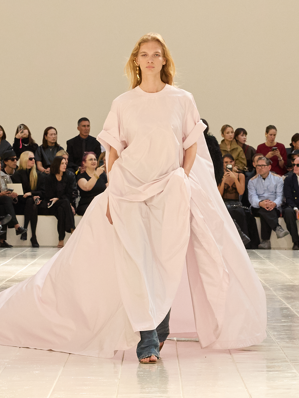A model walking in the Balenciaga Summer 2027 show during Paris Fashion Week.