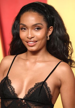 Yara Shahidi arrives at the 2024 Vanity Fair Oscar Party Hosted By Radhika Jones at Wallis Annenberg Center for the Performing Arts on March 10, 2024 in Beverly Hills, California