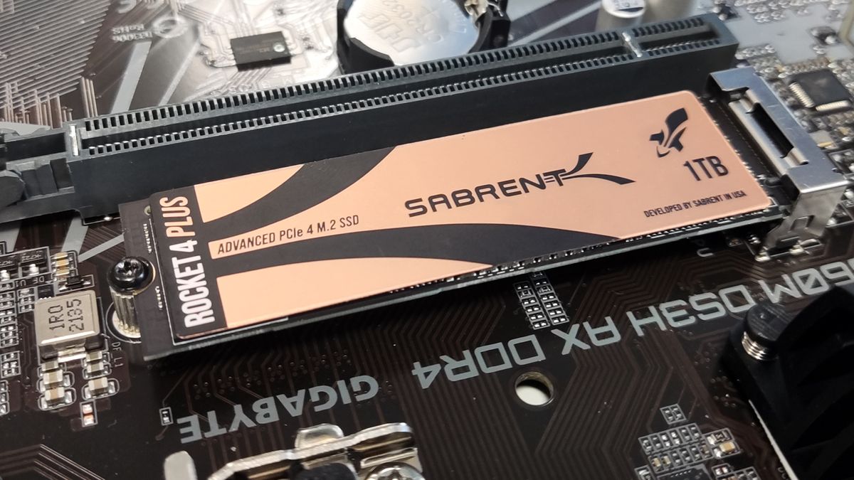 Sabrent Rocket 4 Plus in a motherboard