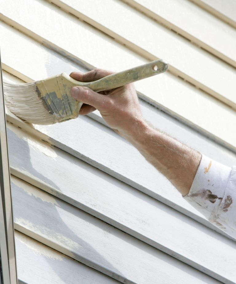 How to paint aluminum siding Pros share stepbystep tips Homes