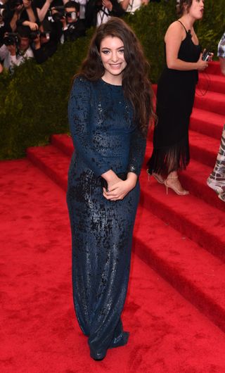 Lorde In Calvin Klein At The Met Gala 2015