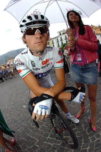 Kevin Seeldraeyers (Quick Step) leads the best young rider classification.