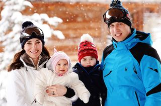 Royal Family skiiing
