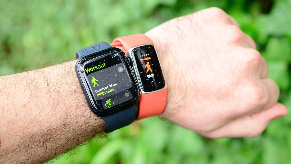 I walked 5,000 steps with the Apple Watch SE and Fitbit Charge 6 — and this one was more accurate