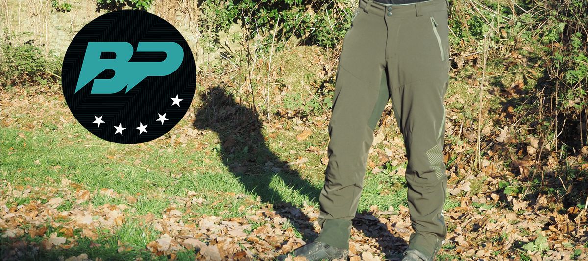 A man wearing green MTB pants 