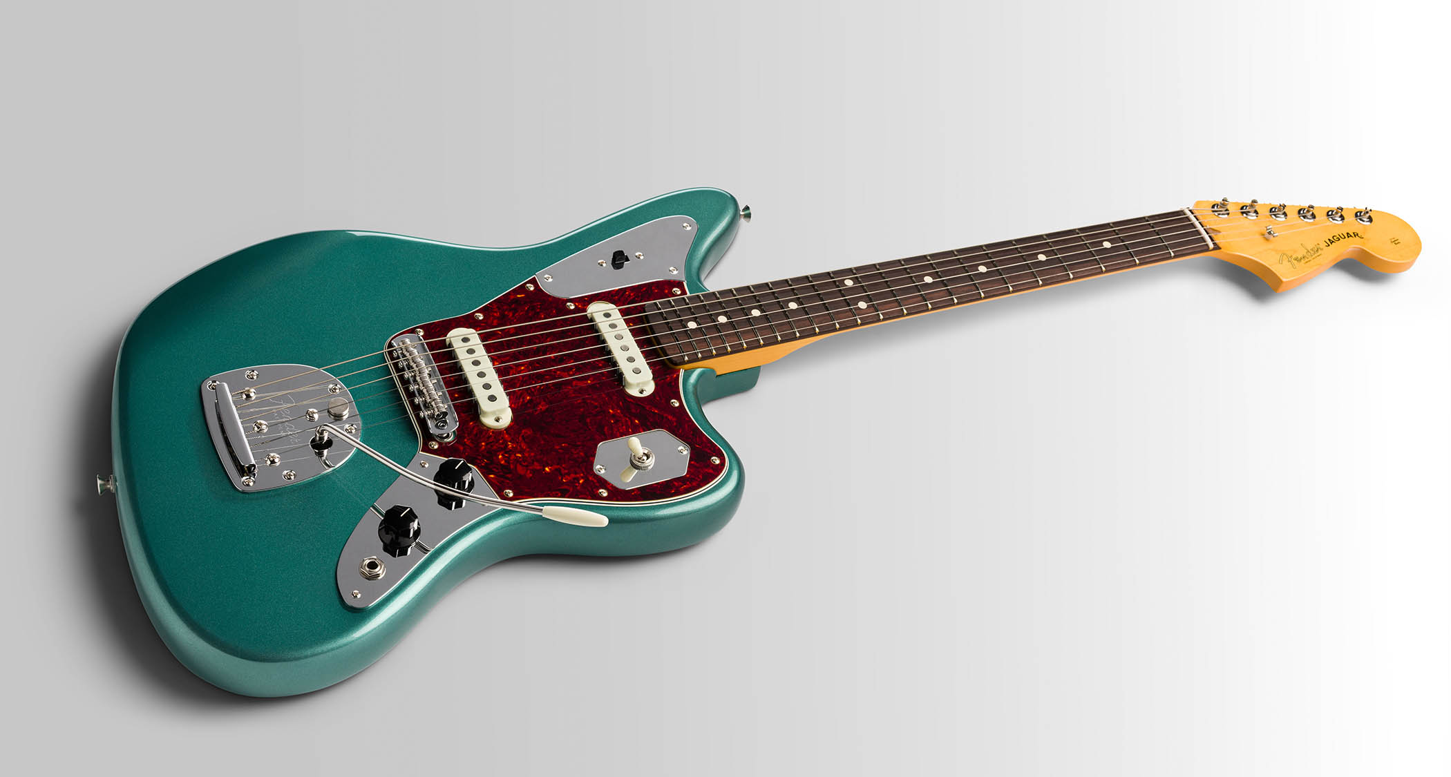 Fender American Professional Classic Jaguar in Faded Sherwood Green Metallic