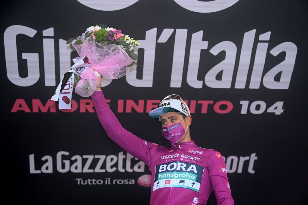 MONTE ZONCOLAN ITALY MAY 22 Peter Sagan of Slovakia and Team Bora Hansgrohe Purple Points Jersey celebrates at podium during the 104th Giro dItalia 2021 Stage 14 a 205km stage from Cittadella to Monte Zoncolan 1730m UCIworldtour girodiitalia Giro on May 22 2021 in Monte Zoncolan Italy Photo by Stuart FranklinGetty Images