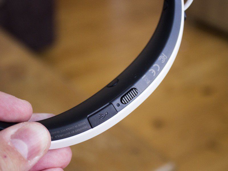 Motorola Buds