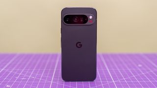 Google Pixel 9 Pro i Obsidian