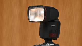 This Epic Flash Dances in the Rain: Canon Speedlite EL-1 Review