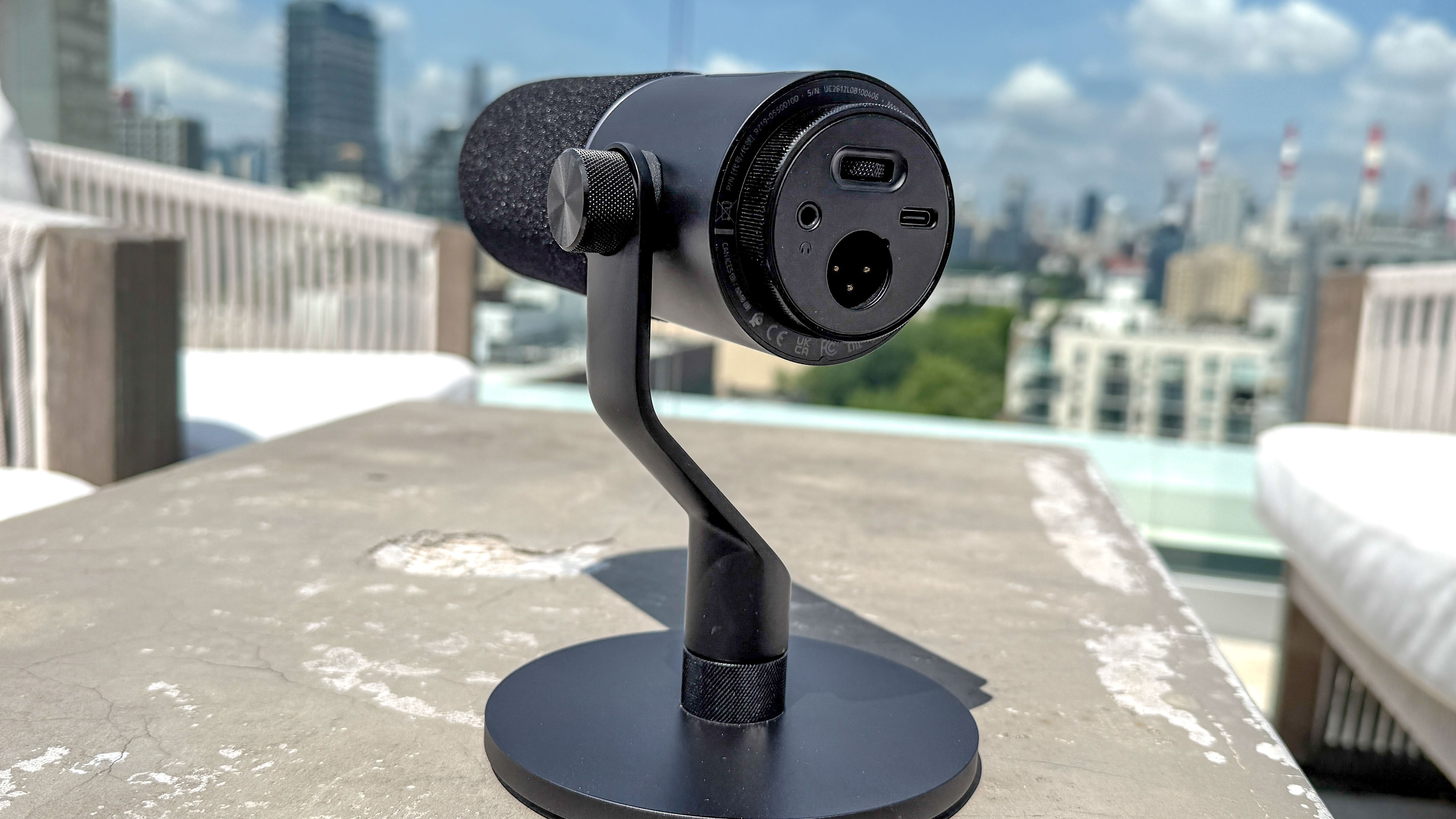 Razer Seiren V3 Pro