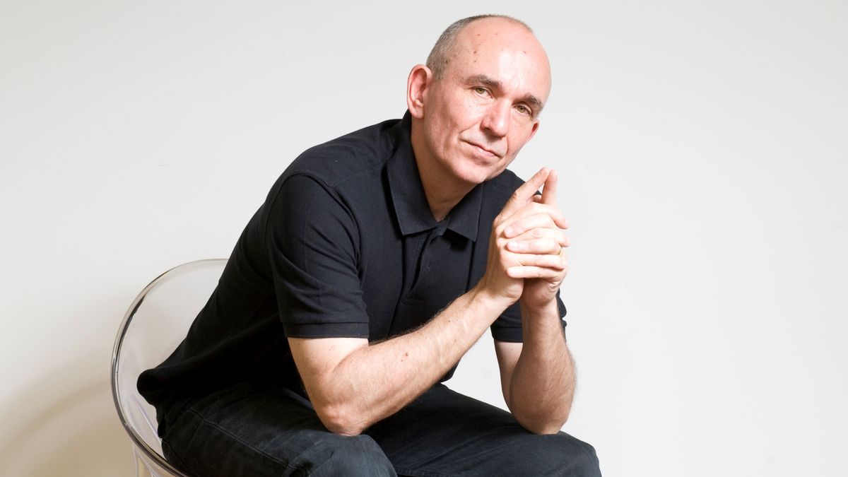 Peter Molyneux returns promising not to hype his next game, before hyping the game
