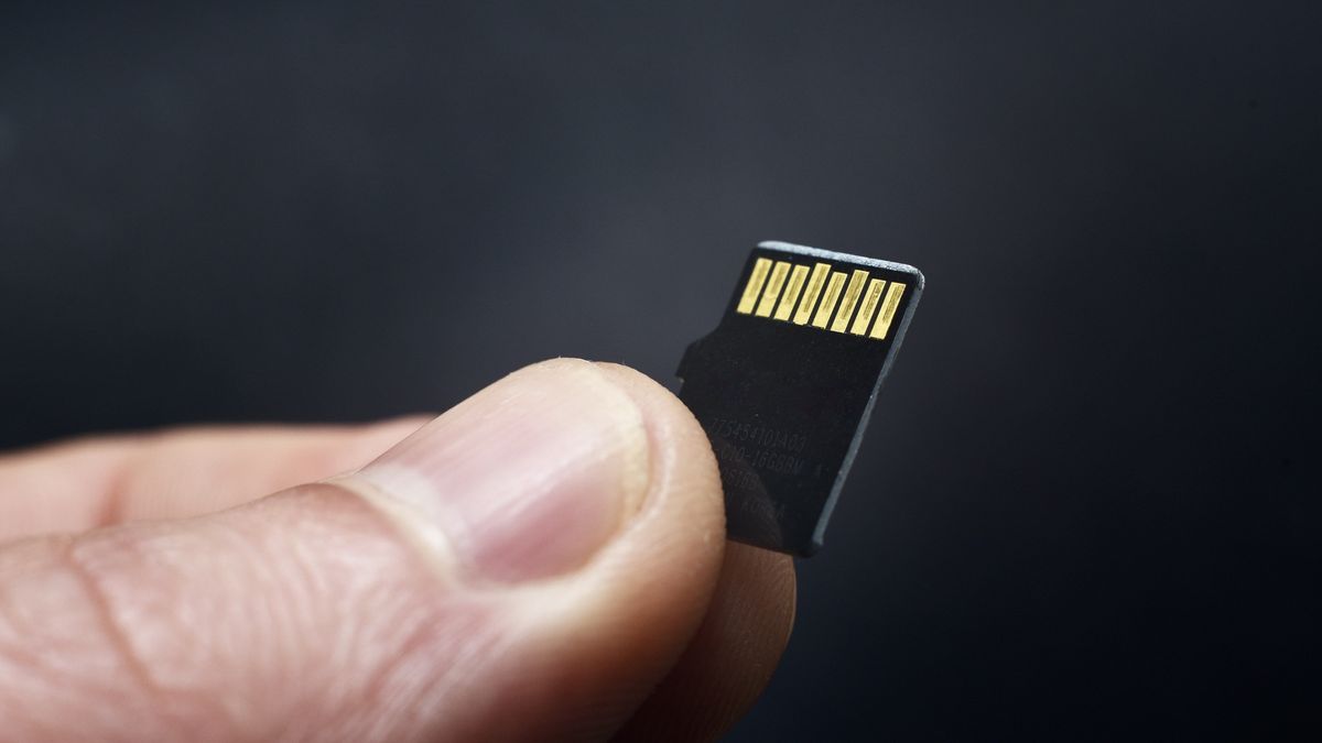 ‘SSD Performance levels’: New generation of microSD cards could help transfer an entire Blu-ray movie in less than 15 seconds, paving the way for mainstream 8K recording