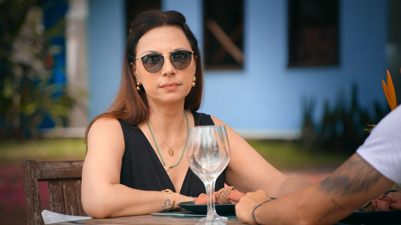 Lica looking forward in Love is Blind: Brazil Season 5.