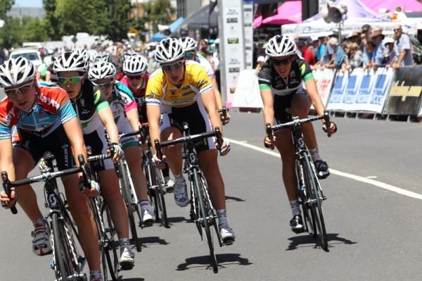 Race leader, Melissa Hoskins (GreenEDGE) was given an easy ride to the line by her team today