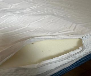 Inside the Tempur-Pedic Tempur-Adapt Mattress Topper.