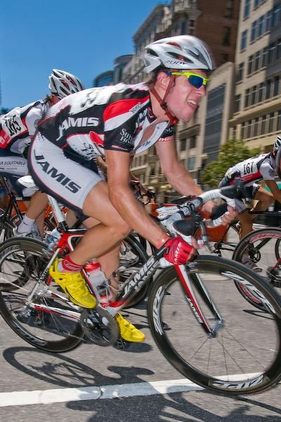 Guido Palma (Jamis-Sutter Home) grimaces as he crests the hill.