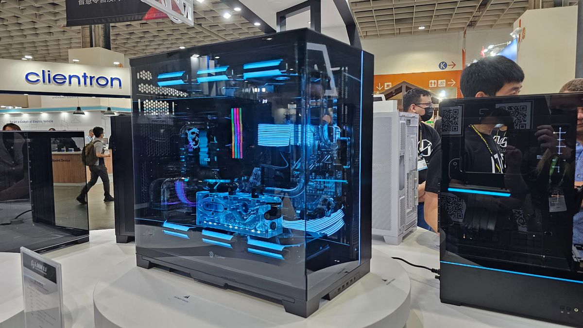 O11D EVO XL