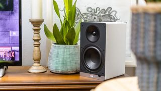 Elac ConneX DCB61
