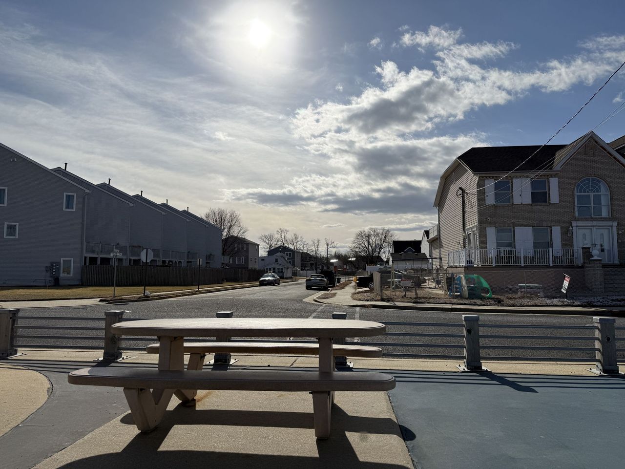 Apple iPhone 16 Pro Max dynamic range sample.