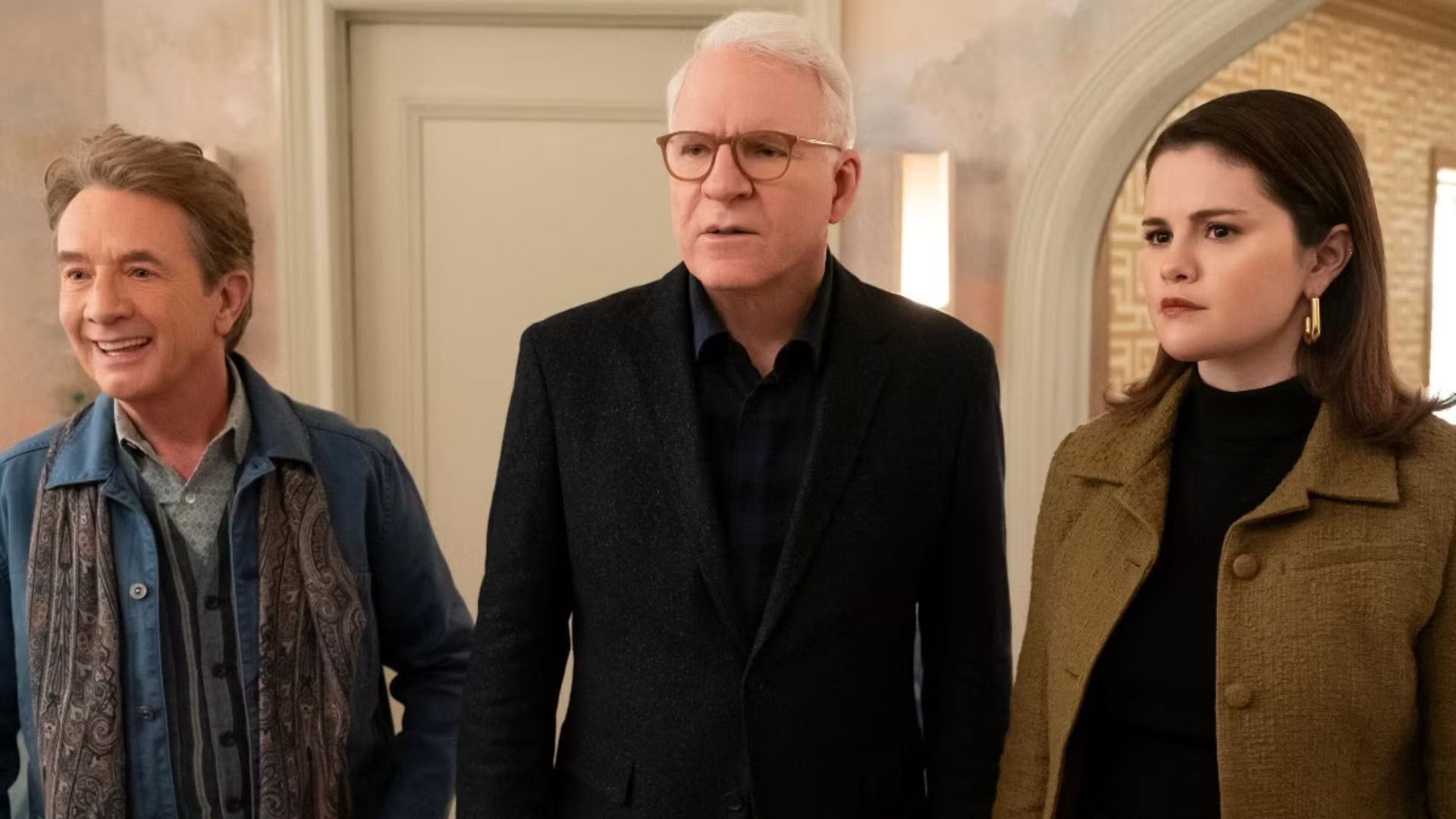 Martin Short, Steve Martin and Selena Gomez stand next to each other 