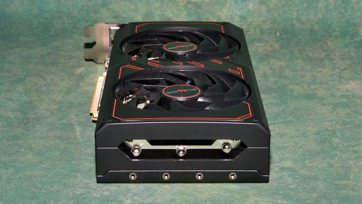 AMD Radeon RX 7600 XT Sapphire Pulse card photos and unboxing