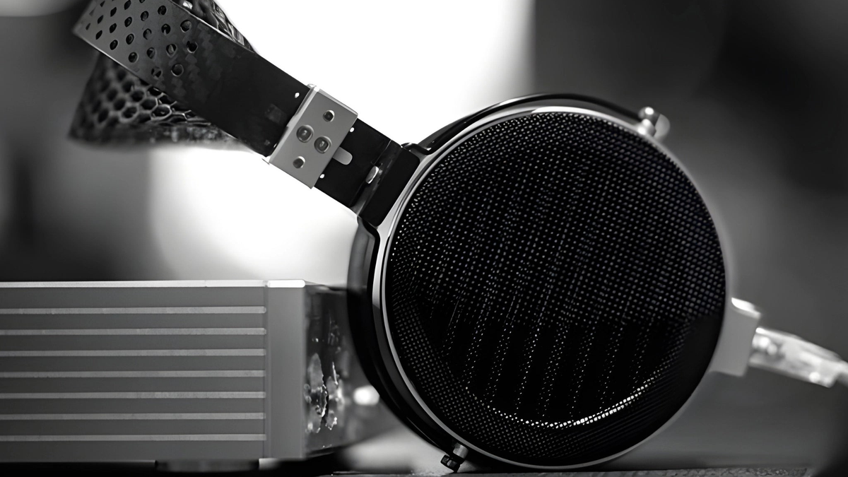 A modern head-fi great is bringing out planar magnetic headphones with huge drivers and an even bigger frequency range — and yet the headband might be the coolest part