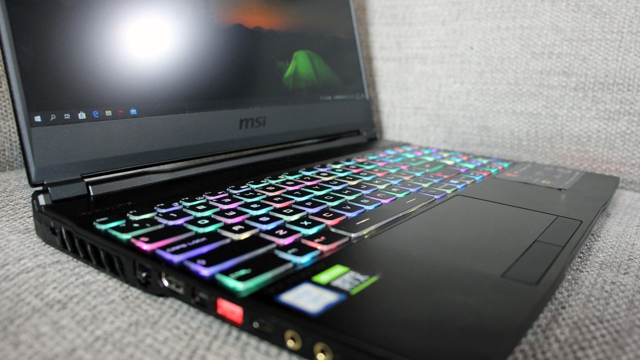 MSI GE65 Raider 9SF
