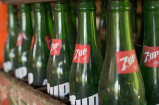 seven up, 7up, 7-up