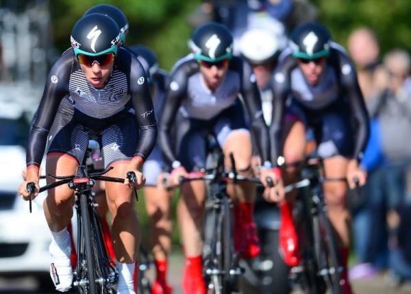 Specialized-lulemon win the women's team time trial