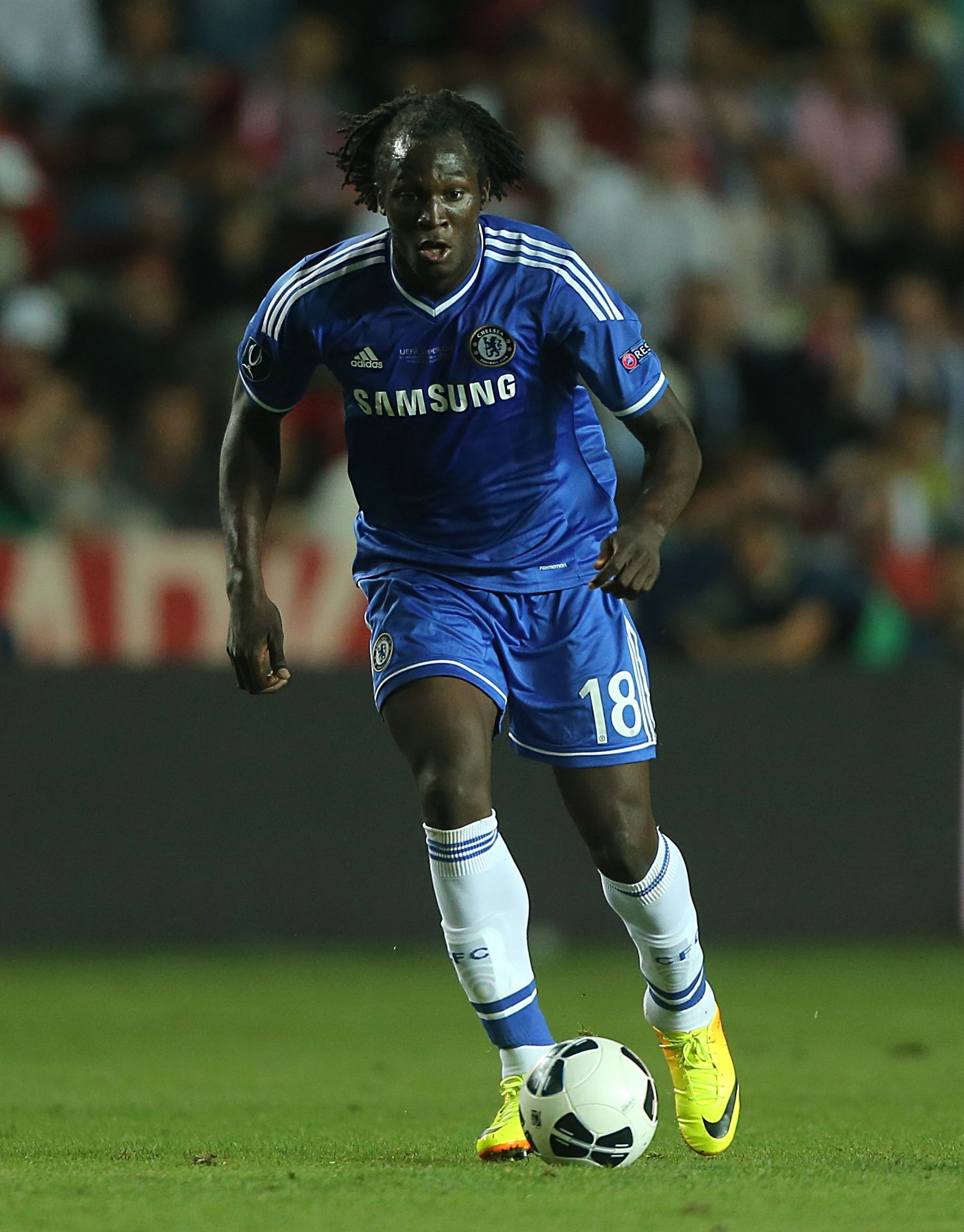 Luckaco Striker Romelu Lukaku returns to Chelsea on five-year deal | FourFourTwo