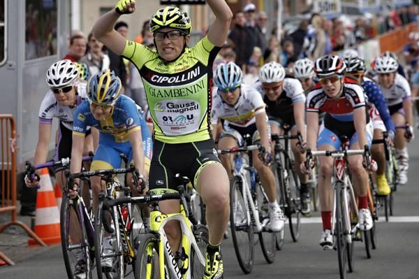 Monia Baccaille (MCipollini) wins the GP Dottignies