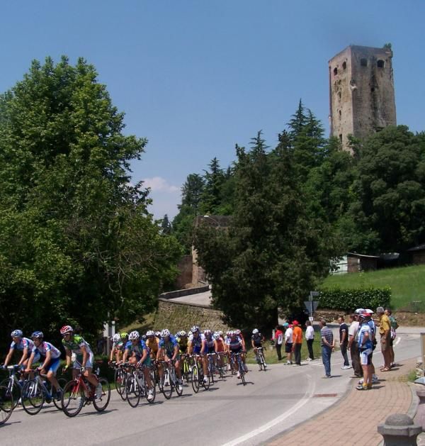 Riders reach the Castle of Collalto but there