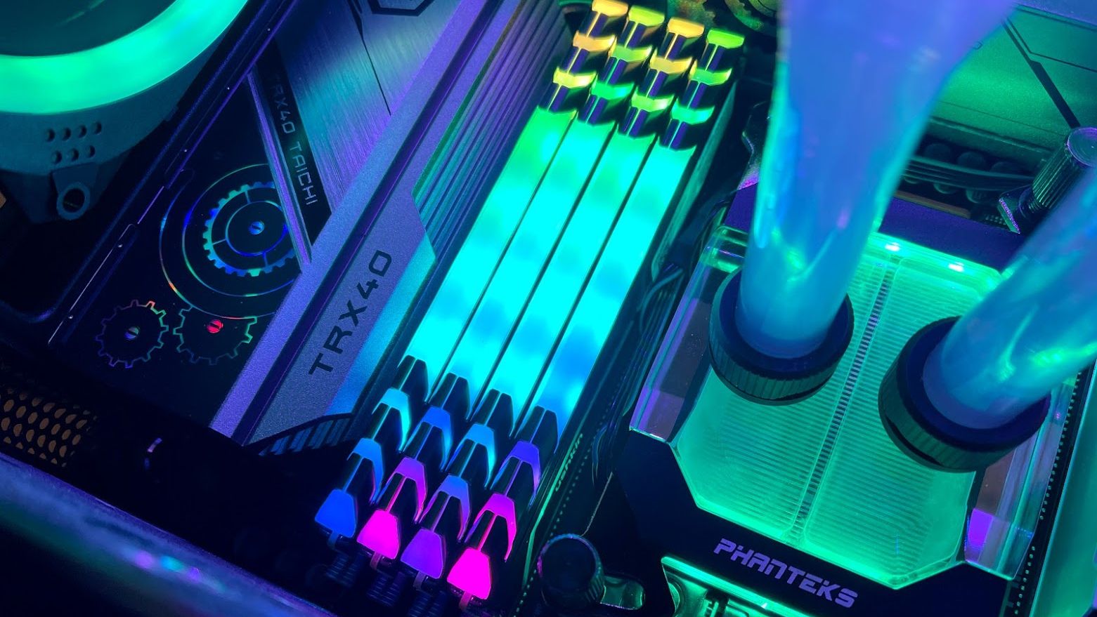 Rgb Ram Inside Rig Mushkin Jumps On The RGB RAM Bandwagon With Redline Lumina Line | Tom's ...