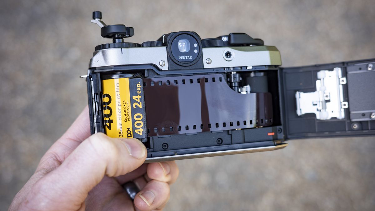 Loading film into the Pentax 17 camera