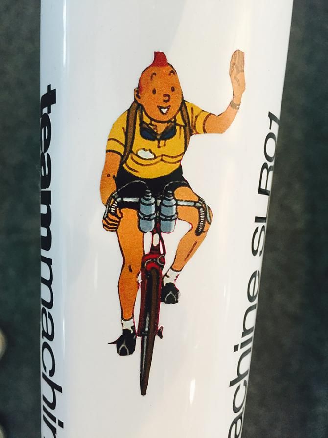 Tintin on the top of Cadel Evans farewell Teammachine SLR01