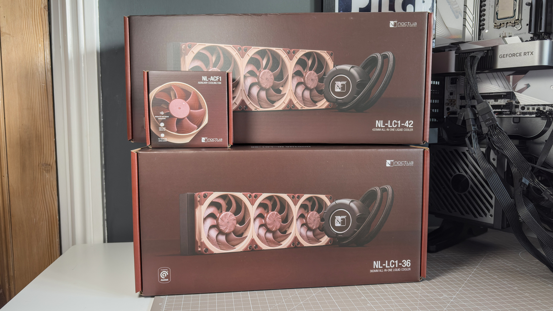 A Noctua NL-LC1 liquid cooler being installed on a test bench for testing.