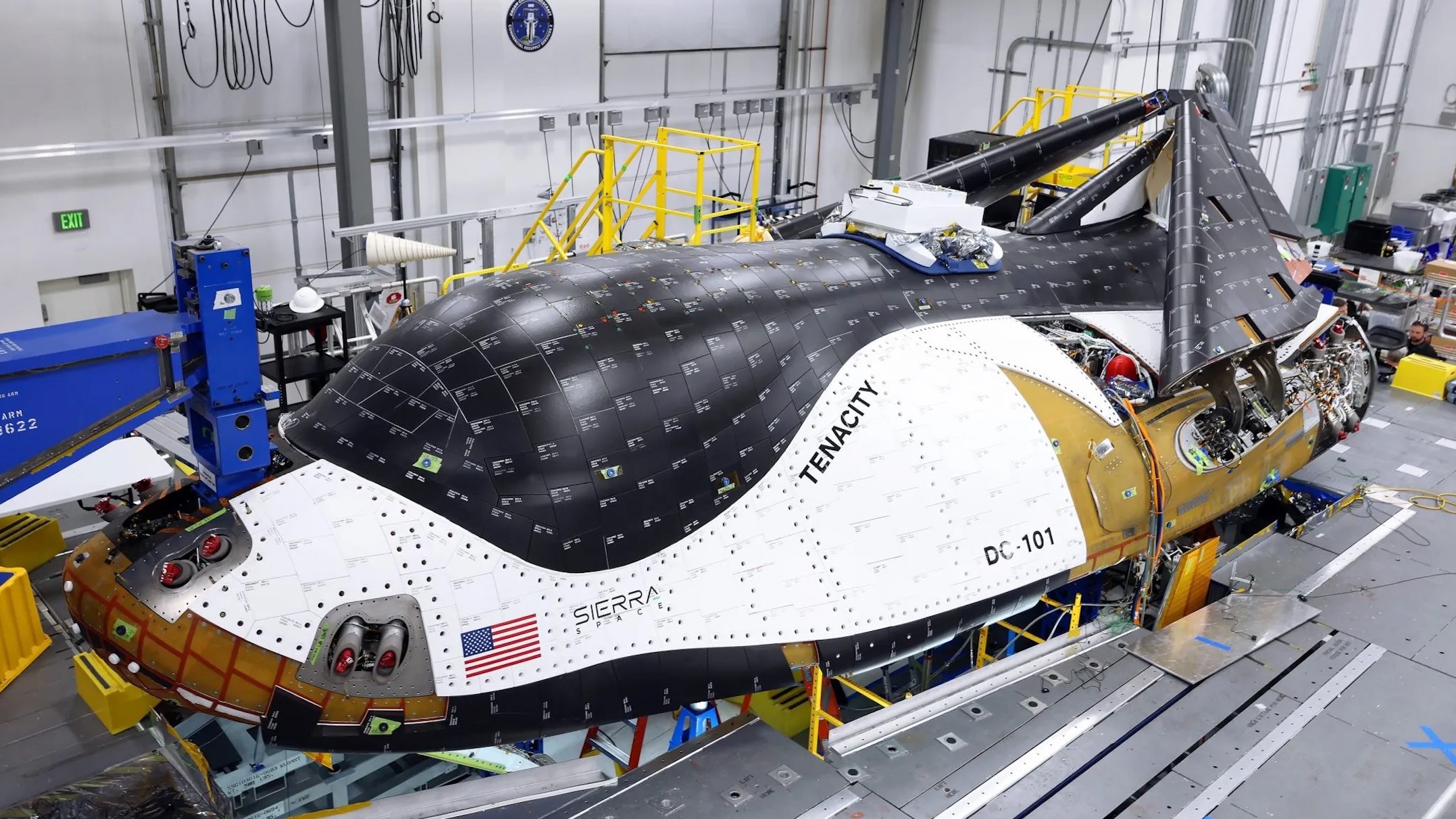 Meet ‘Tenacity:’ Sierra Space unveils 1st Dream Chaser space plane (photos) Space