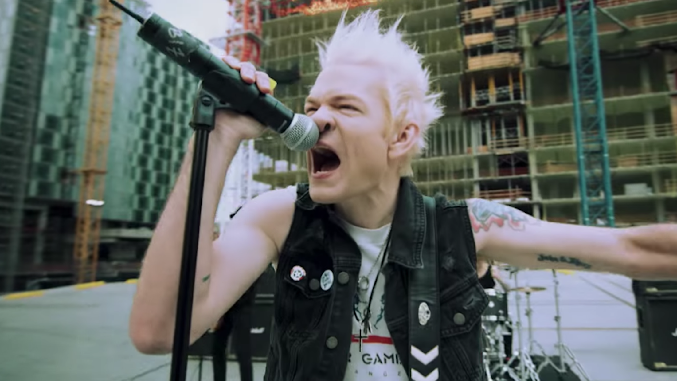 Sum 41 frontman Deryck Whibley