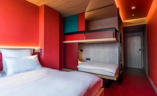 Yooma Paris - red bedroom
