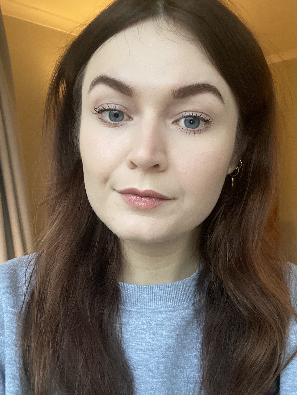 Lucy's brows before applying Refy Brow Sculpt