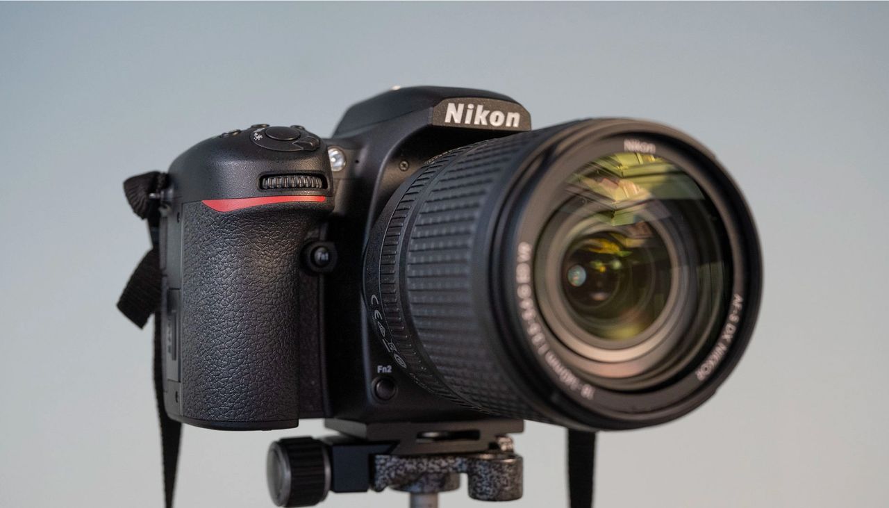Nikon D7500