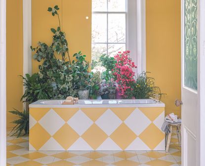 Joa Studholme color advice for 2022 yellow chequerboard bathroom floor