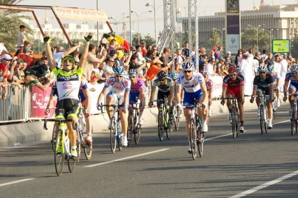Andrea Guardini (Farnese-Neri) wins the stage