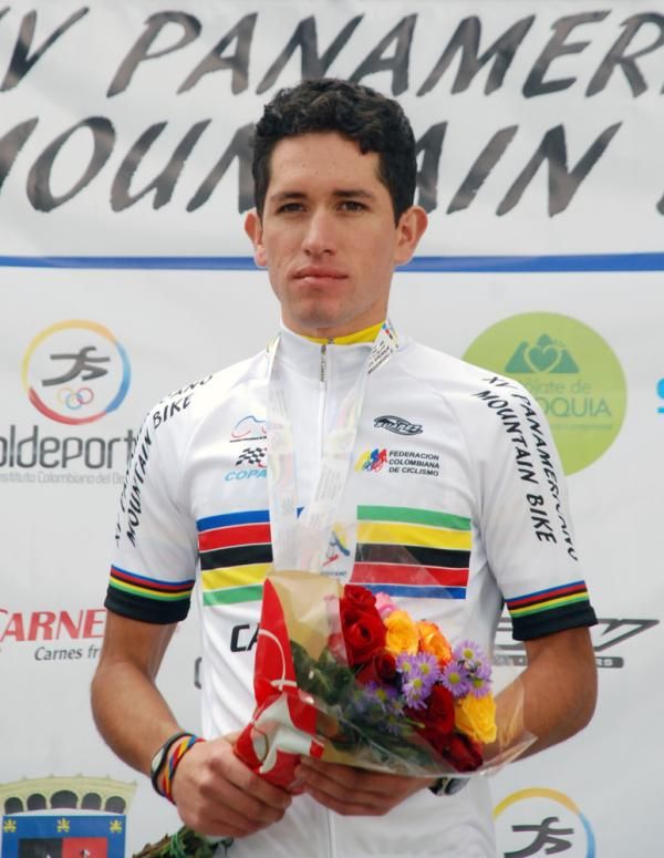 Jaime Yesid Chia (Colombia) topped the under 23 men's cross country podium