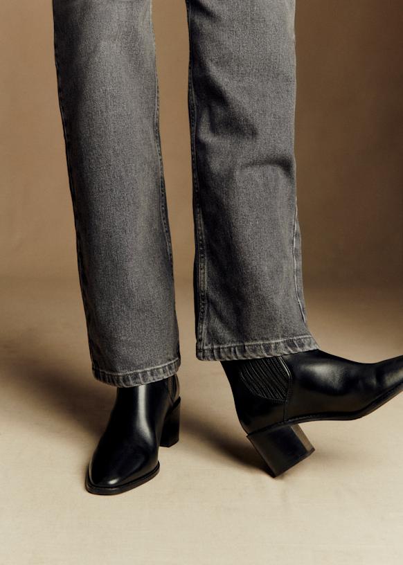 Johanne Ankle Boots - Glossy Black - Bovine Leather - S&amp;eacute;zane